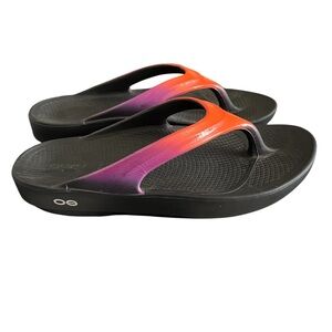 Oofos New Without Tag Womens Size 7 orange and purple straps